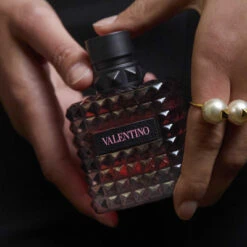 Valentino Donna Born In Roma Intense Eau De Parfum Intense -Guerlain Soldes Boutique bir donna edp int 1 5