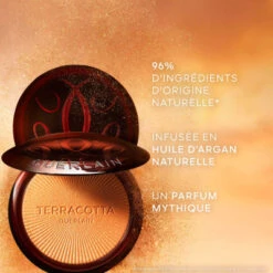 Guerlain Terracotta Luminizer La Poudre Enlumineur - 96% D'ingrédients D'origine Naturelle Éclat Scintillant & Doré -Guerlain Soldes Boutique terracotta luminizer la poudre enlumineur 96 d ingredients d origine naturelle eclat scintillant dore 5